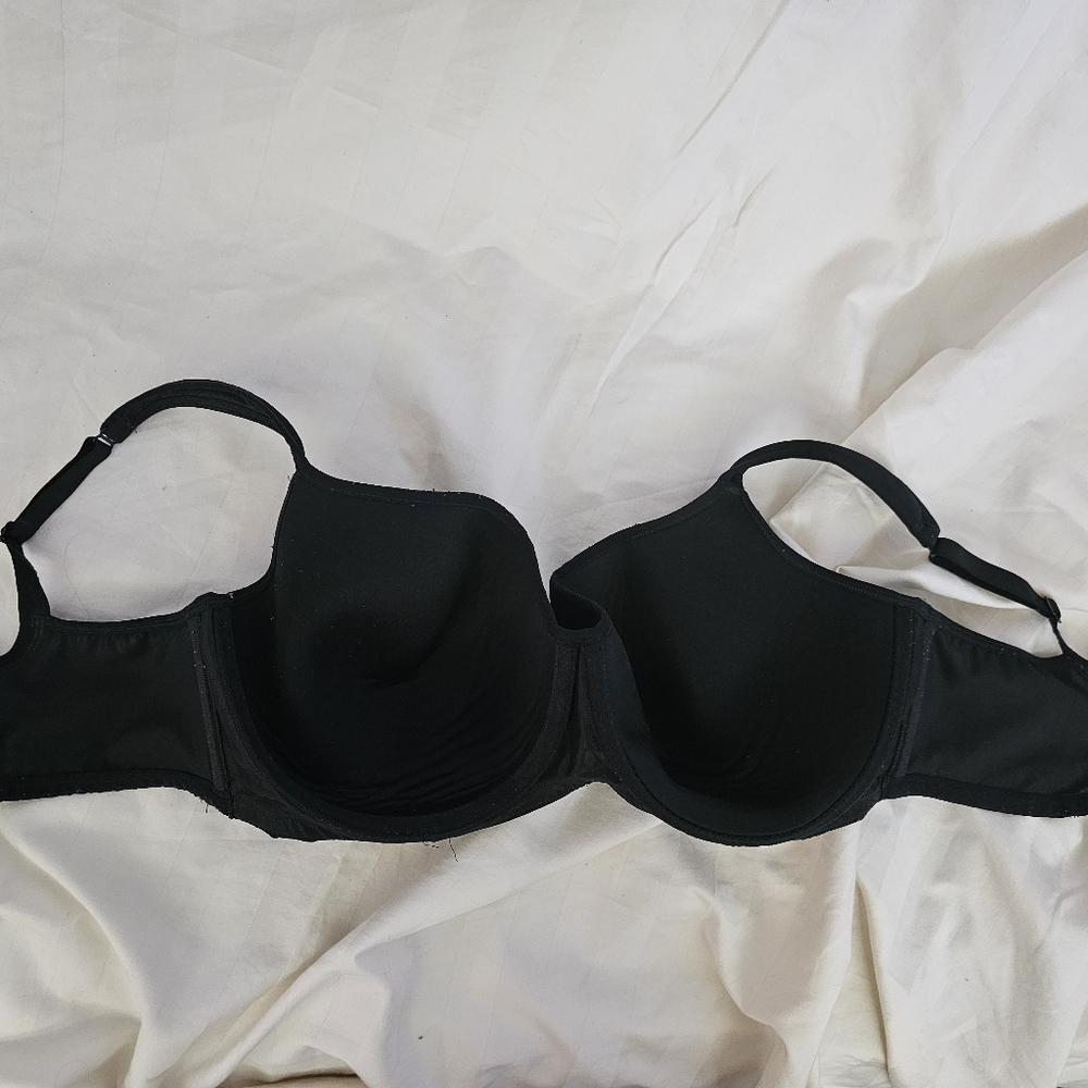 Cacique Smooth Lightly Lined Balconette in black / 40DDD - Picture 6 of 6